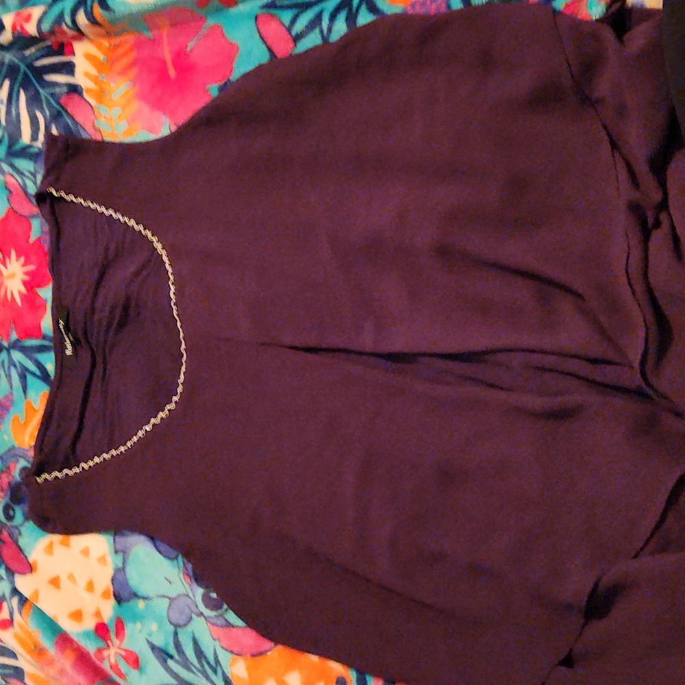 Purple Sleevess Blouse